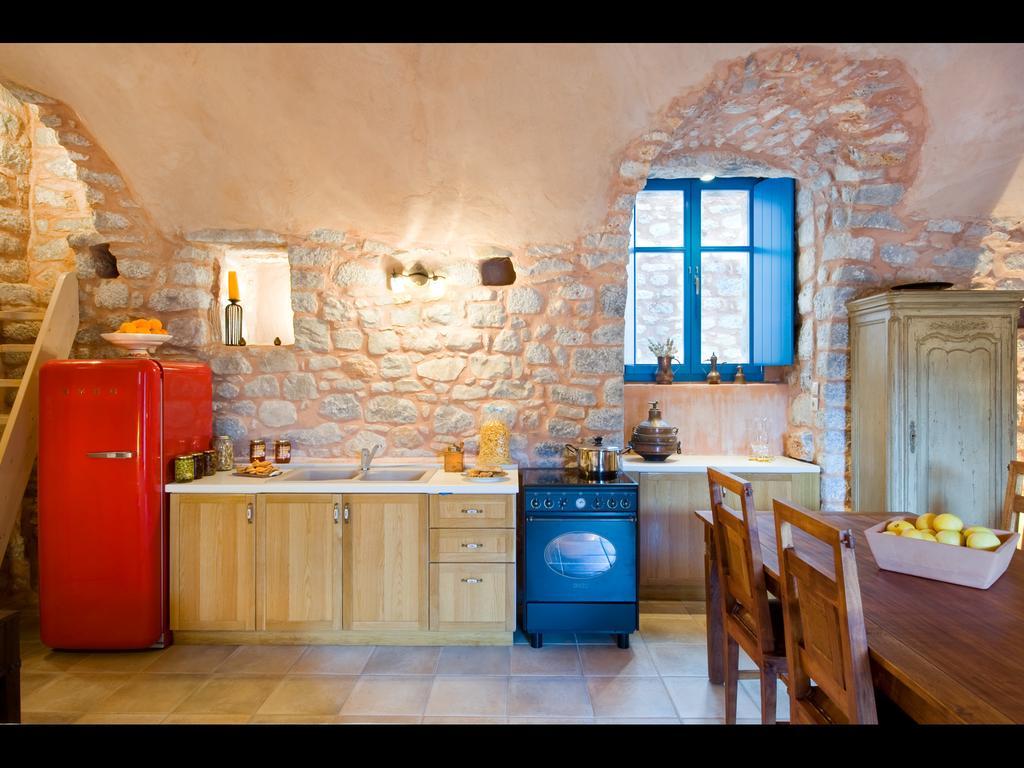 Aparthotel Arapakis Historic Castle Pírgos Dhiroú Zimmer foto