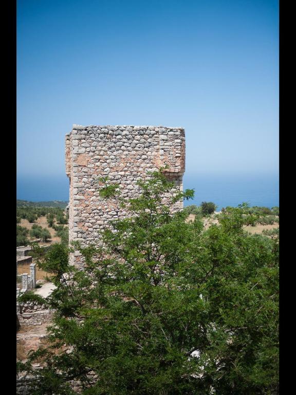 Aparthotel Arapakis Historic Castle Pírgos Dhiroú Zimmer foto